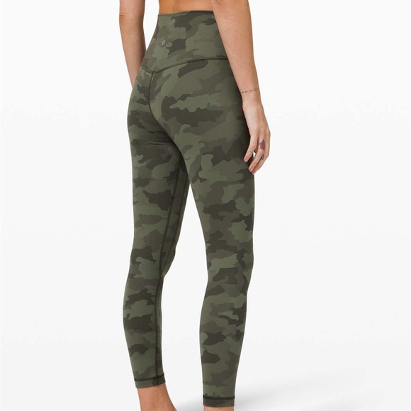 Camo Lululemon Leggings ! - Picture 1 of 3